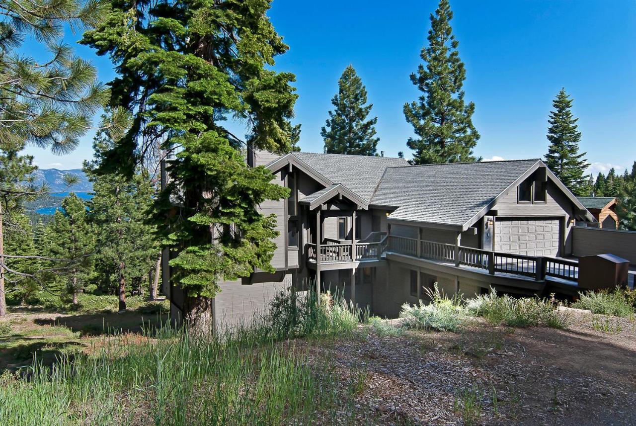 Kings Way Lake View - Spacious 4 Bedroom W Private Hot Tub, Pool Table! Tahoe Vista Bagian luar foto