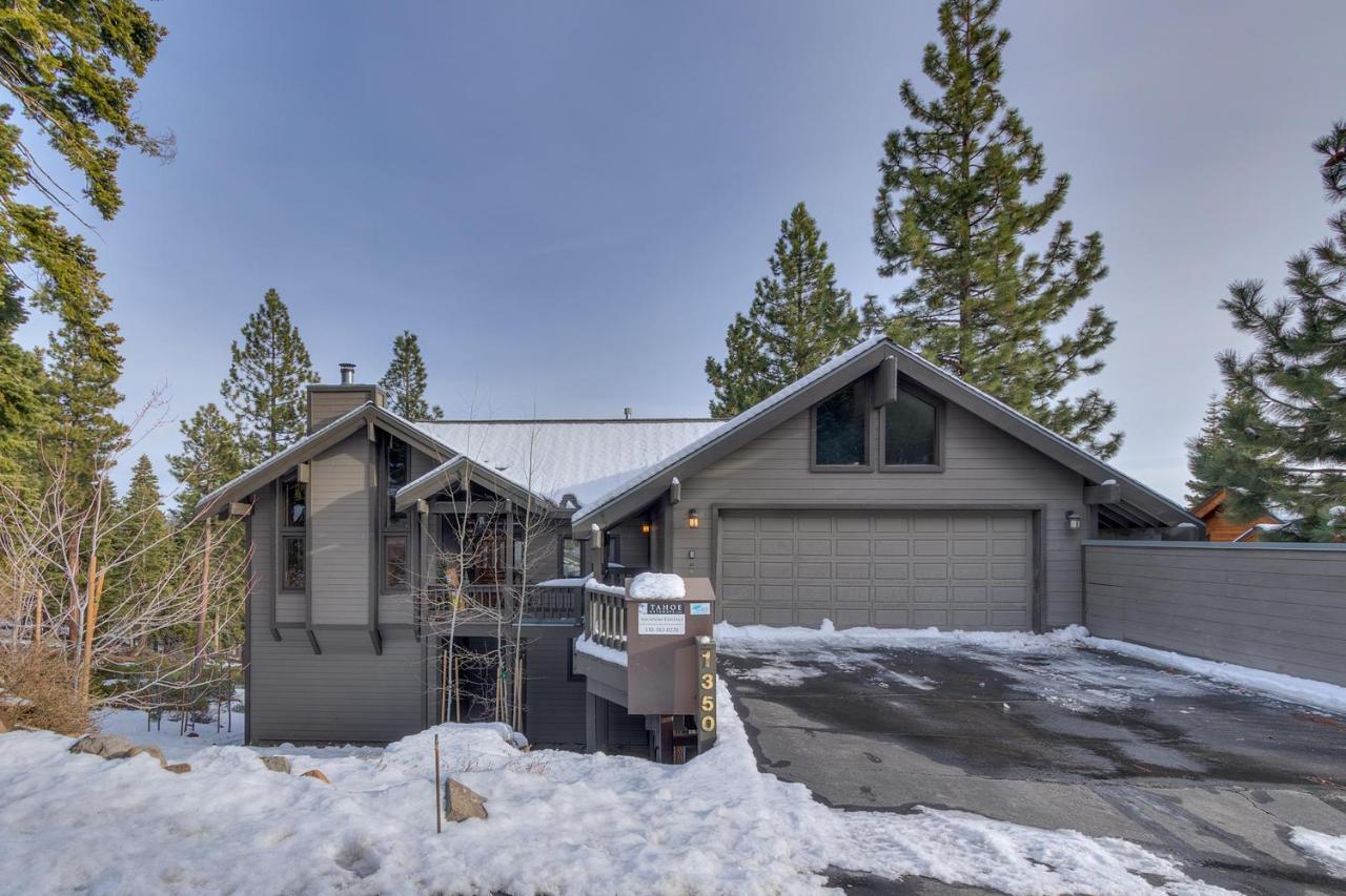 Kings Way Lake View - Spacious 4 Bedroom W Private Hot Tub, Pool Table! Tahoe Vista Bagian luar foto