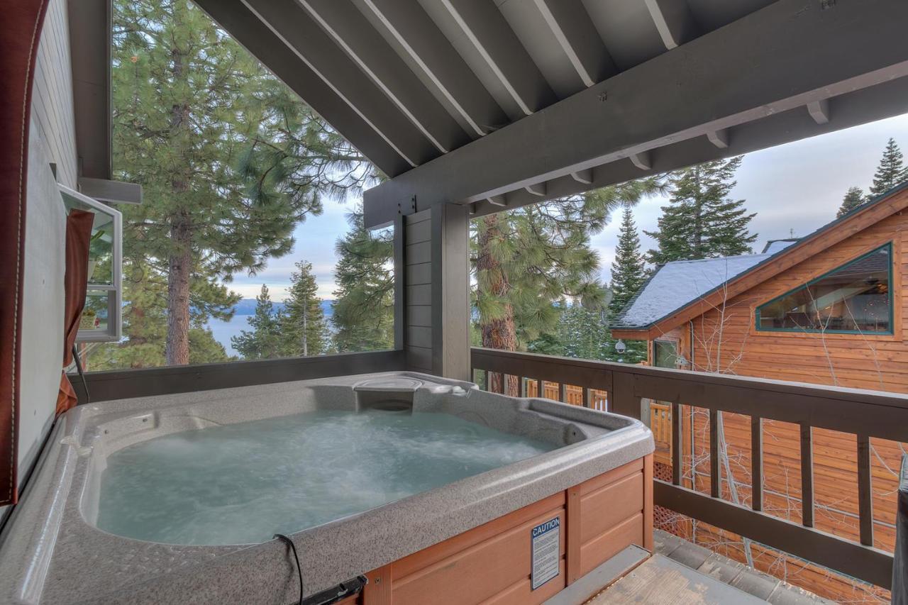 Kings Way Lake View - Spacious 4 Bedroom W Private Hot Tub, Pool Table! Tahoe Vista Bagian luar foto