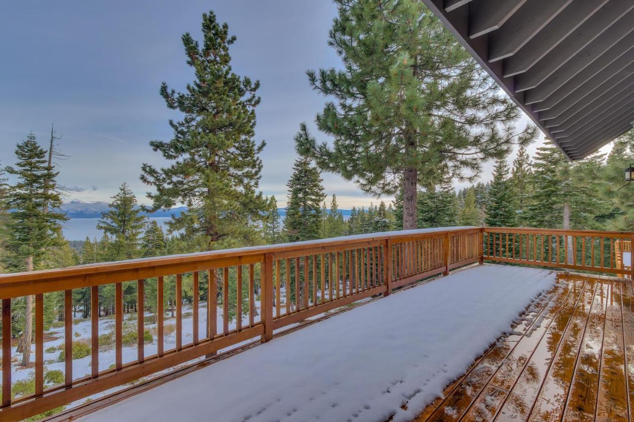 Kings Way Lake View - Spacious 4 Bedroom W Private Hot Tub, Pool Table! Tahoe Vista Bagian luar foto